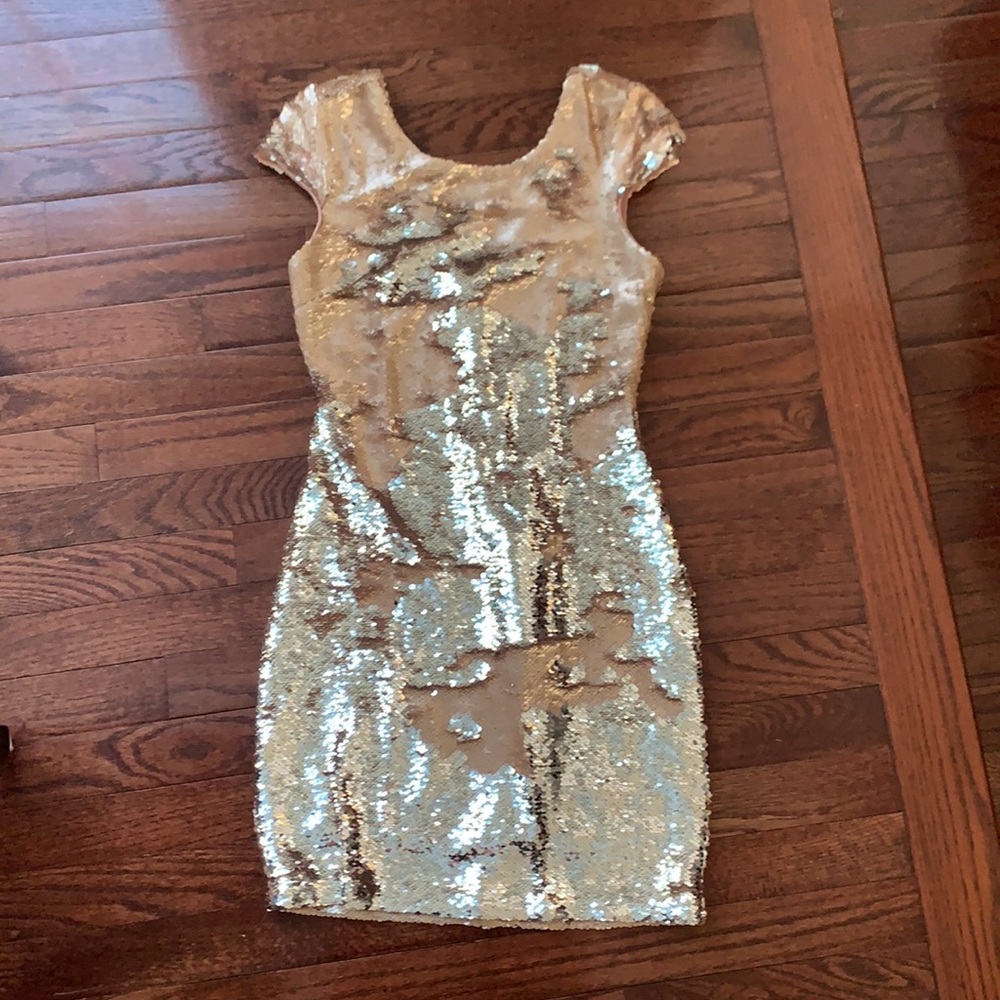 Cocktail mini dress sequins Sz XS nude/ silver